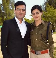 WhatsApp Image 2022 02 26 at 2.41.28 PM KIssa-A-IAS-IPS: पूरे देश में चर्चा है इस IAS-IPS Couple की