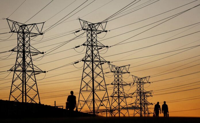 2022-07-21T080122Z_1133089834_RC2H4V9KOE7K_RTRMADP_3_SAFRICA-RENEWABLES