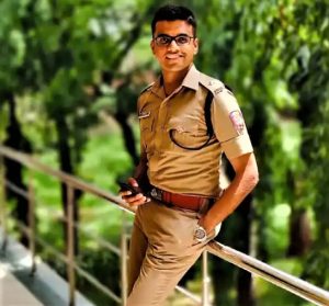 WhatsApp Image 2023 07 23 at 8.00.51 AM 1 Kissa-A-IAS/IPS: प्रतिभाशाली पति-पत्नी की अनोखी और अद्भुत जोड़ी