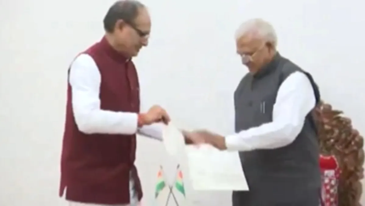 Shivraj-SIngh-Resignation Shivraj Submitted Resignation